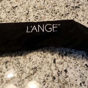 L'ANGE brush straightener